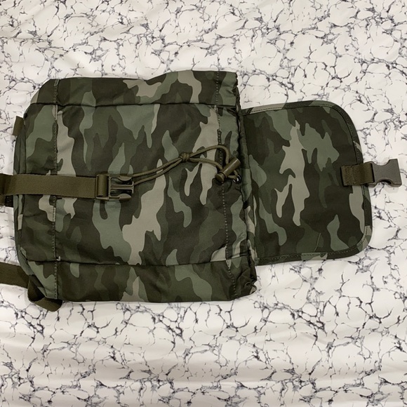 PINK small back pack - Picture 4 of 6